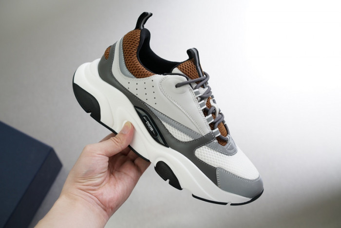 d1or b22 sneaker