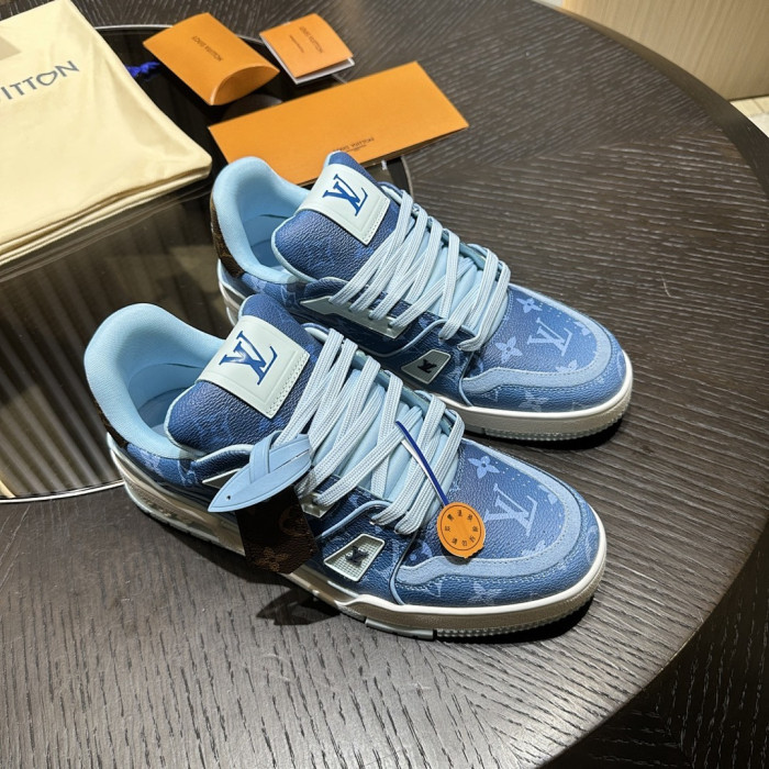 LOU1VTON SNEAKER