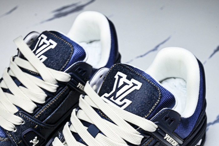 LOU1VTON SNEAKER