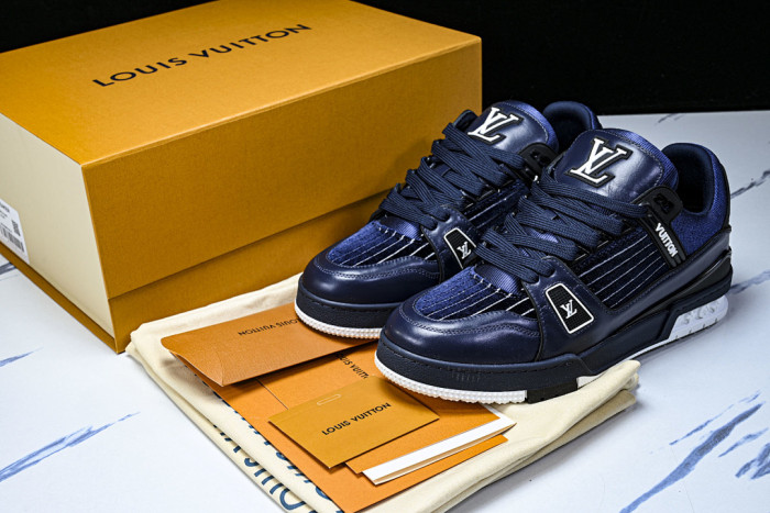 LOU1VTON SNEAKER