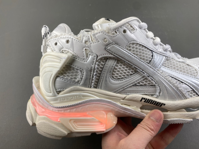 BLCG RUNNER SNEAKER (LED)
