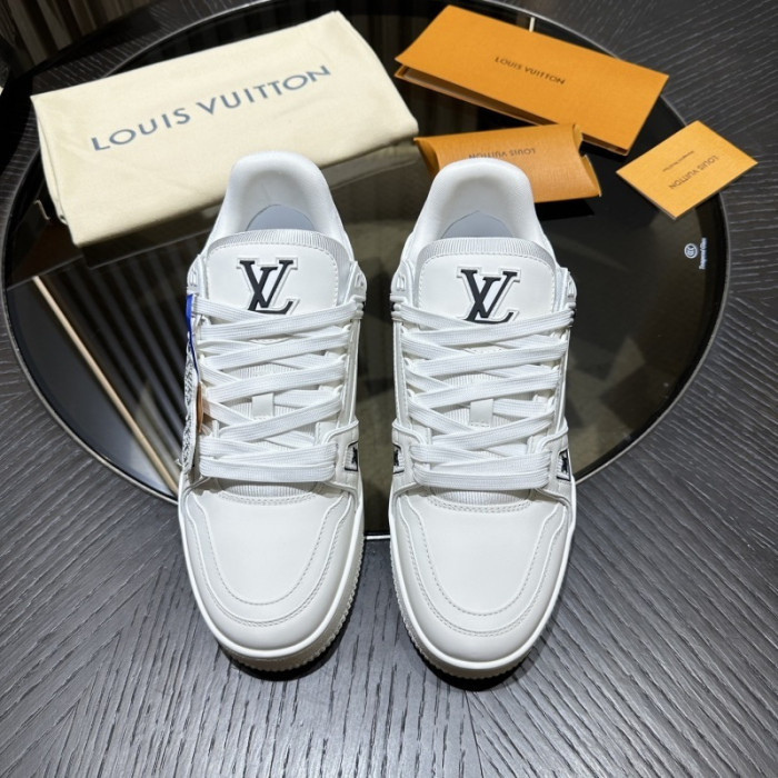 LOU1VTON SNEAKER