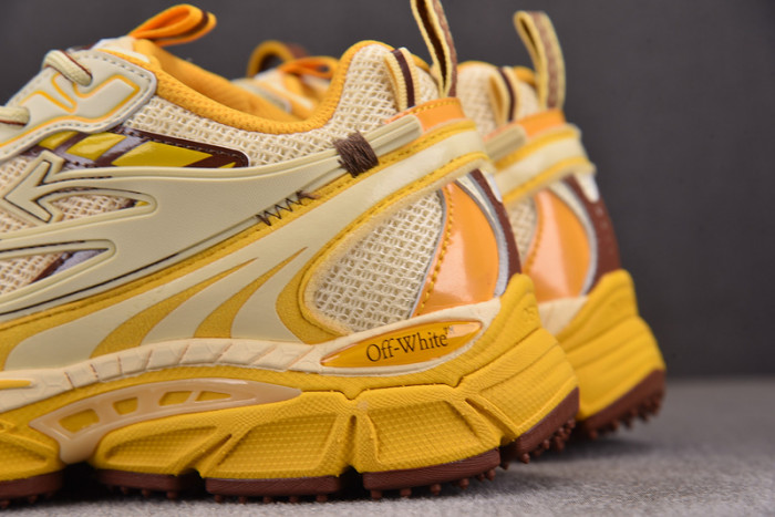 OFF-WHITE BE RIGHT BACK