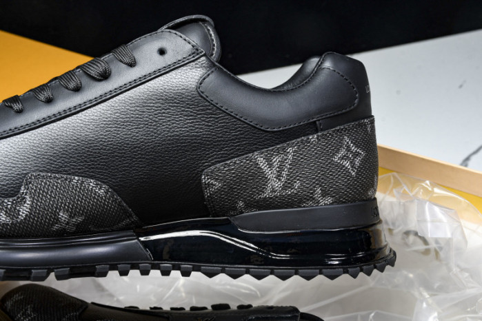LOU1VTON SNEAKER