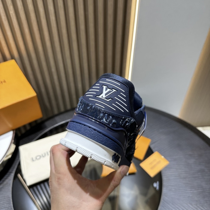 LOU1VTON SNEAKER