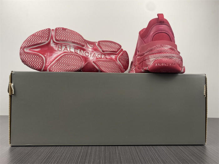 blc* triple s trainer