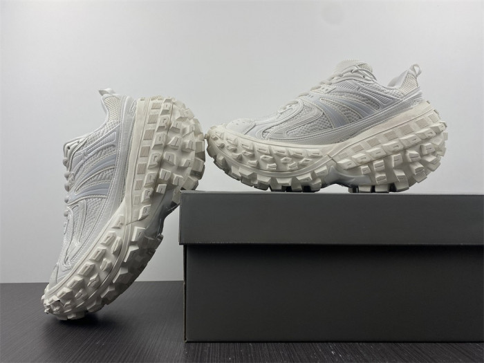 blc* defender sneaker