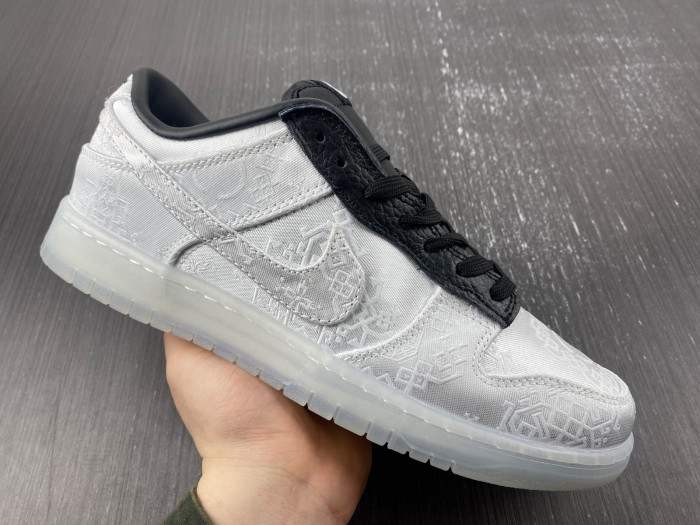 CLOT x fragment x Nike Dunk Low FN0315-110