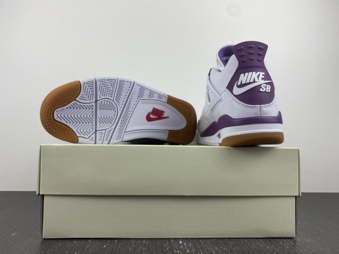 Nike SB x Air Jordan 4 customize