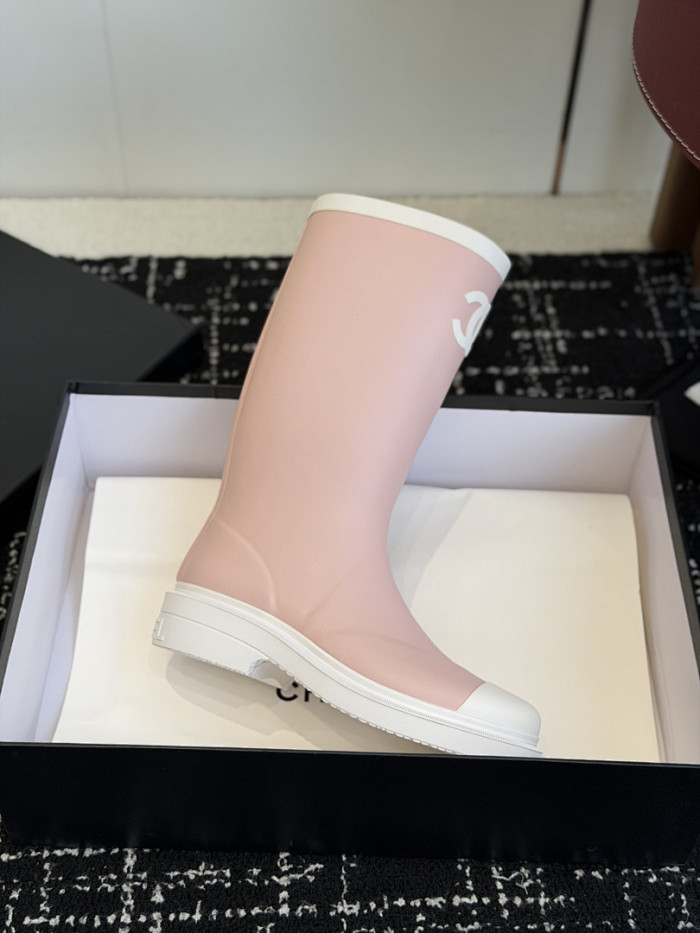 Ch**el boots