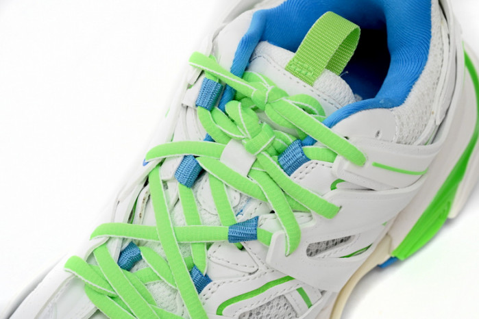 Ba*len*cia*ga tess s.green, white, and blue 542436 w2bc3 0285