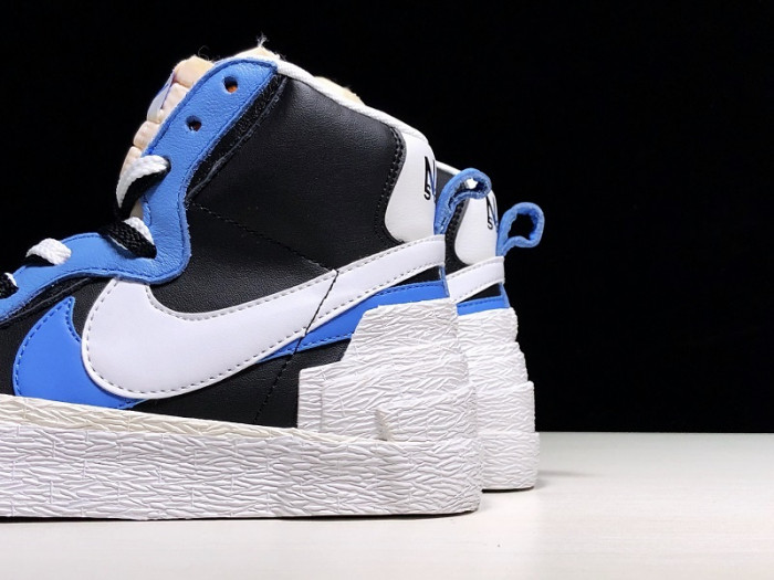 nike blazer mid sacai white black legend blue bv0072-001