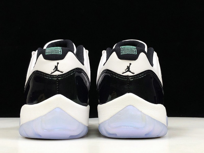 air jordan 11 retro low "emerald, easter" 528895-145