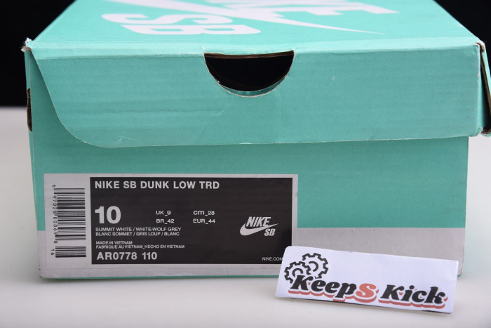 nike sb dunk low trd "summit white" ar0778-110