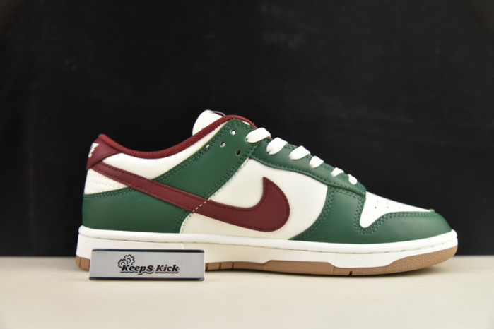 nike dunk low gorge green fb7160-161